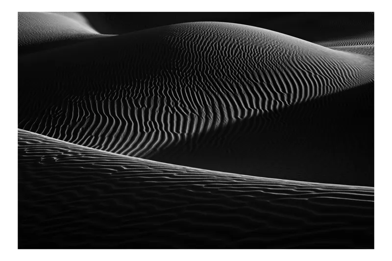 Tablou Canvas, "Umbre pe nisipul deșertului", Dune, Texturile, Umbre, Linii, Valuri, Contrast, Suavitate, Peisaj, Natură, Simetrie, 50 x 50 cm