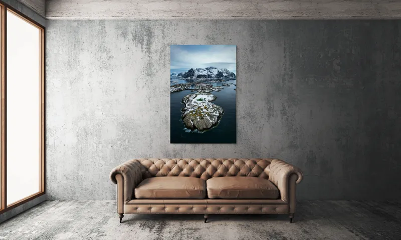 Tablou Canvas, "Tărâmul înghețat al insulelor nordice", Munti, Ocean, Insule, Zapada, Cer Innorat, Peisaj Nordic, Apa, Teren Accidentat, Case, Peisaj Izolat, 100 x 150 cm – poza 6