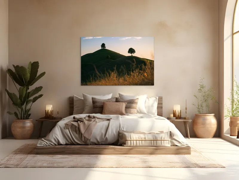 Tablou Canvas, "Dealuri mângâiate de lumină blândă", Apus, Dealuri, Solitar, Copaci, Peisaj, Calm, Natură, Siluetă, 150 x 100 cm – poza 4
