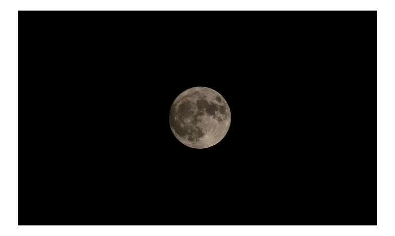 Tablou Canvas, "Luna plină pe cerul nopții", Lună, Noapte, Cer, Întuneric, Mister, Lumină, Frumusețe, Sfericitate, Tăcere, Solitudine, 54 x 39 cm