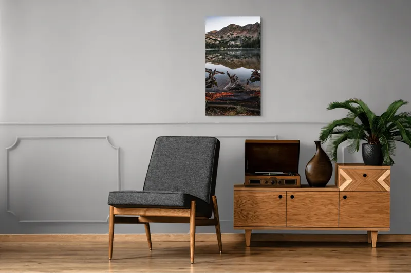 Tablou Canvas, "Reflexiile muntelui în lac liniștit", Reflecție, Măreție, Natură, Tranquilitate, Munți, Liniște, Frumusețe, Lemn, Apus, Apă, Sălbăticie, Peisaj, 50 x 90 cm – poza 8