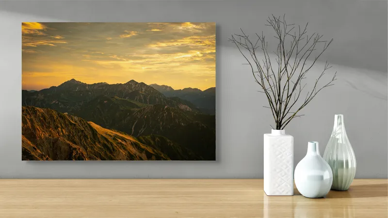 Tablou Canvas, "Lumina aurie peste munții tăcuți", Cer, Munți, Apus, Peisaj, Lumină, Vârfuri, Natură, Pitoresc, Coline, Umbre, 70 x 50 cm – poza 3