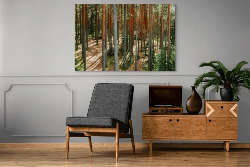 Tablou Canvas, "Coliba ascunsă în pădurea deasă", Pădure, Copaci, Cabane, Lumină, Umbre, Natură, Timp, Liniște, Verdeață, Trunchiuri, 150 x 100 cm – poza 8
