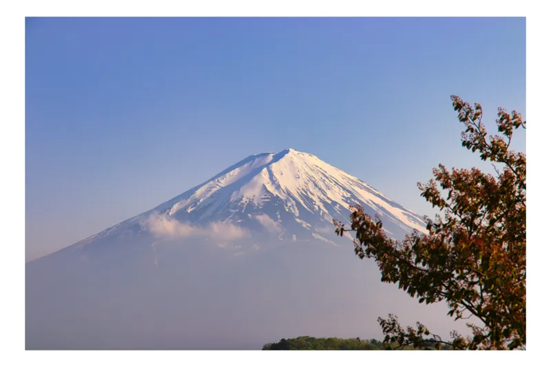 Tablou Canvas, "Muntele Fuji și frumusețea sa aparte", Munte, Vârf, Zăpadă, Cer, Ramuri, Natură, Peisaj, Calm, Frumusețe, Linie, Albastru, Fotografie., 54 x 39 cm
