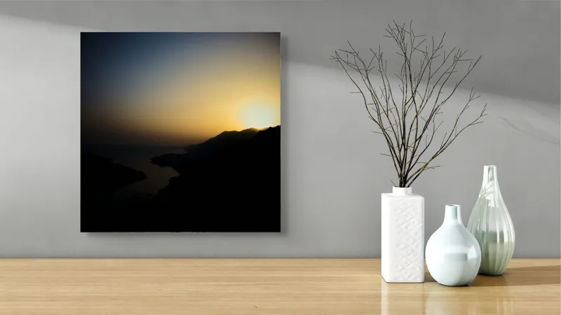 Tablou Canvas, "Apus de soare peste munți liniștiți", Cer, Apus, Siluetă, Munte, Lumină, Peisaj, Ocean, Umbre, Răsărit, Liniște, 50 x 50 cm – poza 3