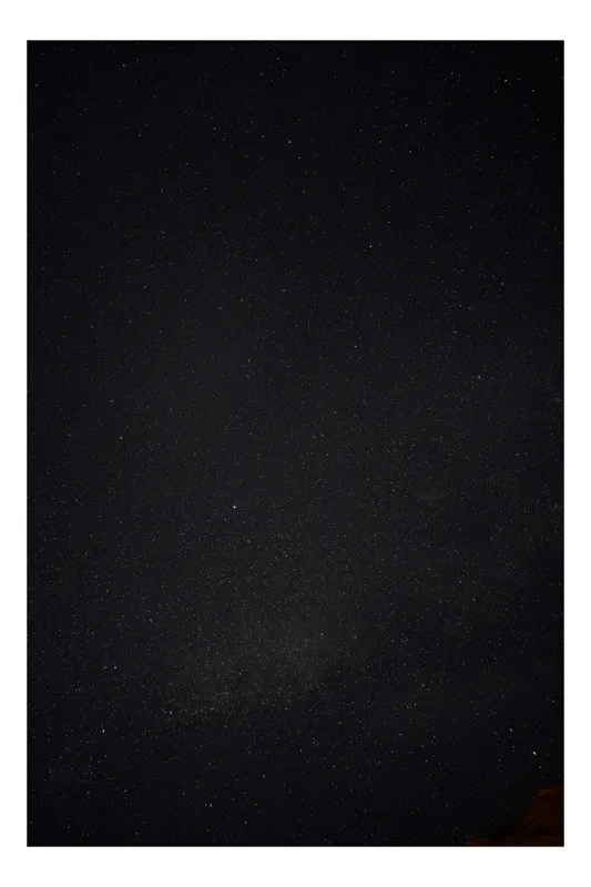 Tablou Canvas, "Stele dansând în noaptea eternă", Stele, Noapte, Infinit, Univers, Mister, Seninătate, Cer, Lumină, Întuneric, Profunzime, 26 x 39 cm