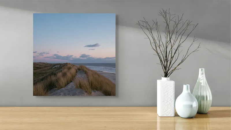 Tablou Canvas, "Amurg pe dunele de nisip", Apus, Nisip, Dune, Iarbă, Cer, Nori, Ocean, Liniște, Natură, Împăcare, 50 x 50 cm – poza 3