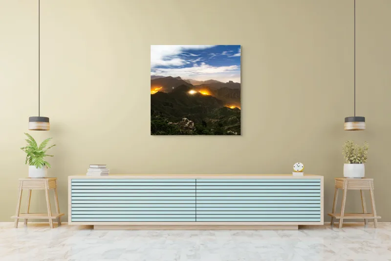 Tablou Canvas, "Misterele montane sub cerul înstelat", Nori, Munți, Lumină, Cer, Peisaj, Noapte, Orizont, Dealuri, 100 x 100 cm – poza 5