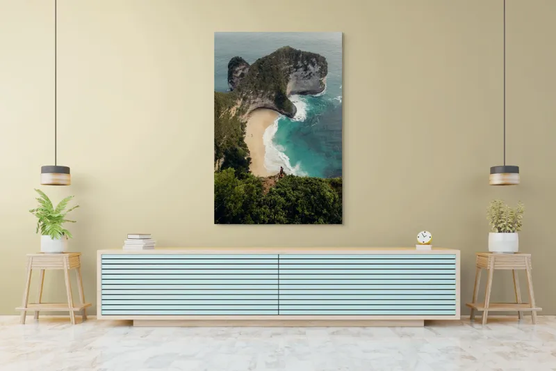 Tablou Canvas, "Priveliște spectaculoasă la mare de smarald", Ocean, Plajă, Stânci, Valuri, Vegetație, Cer, Peisaj, Persoană, Culoare., 100 x 150 cm – poza 4