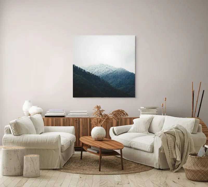 Tablou Canvas, "Lumina albă peste munții verzi", Nori, Munți, Pădure, Zăpadă, Cer, Lumină, Natură, 100 x 100 cm – poza 3