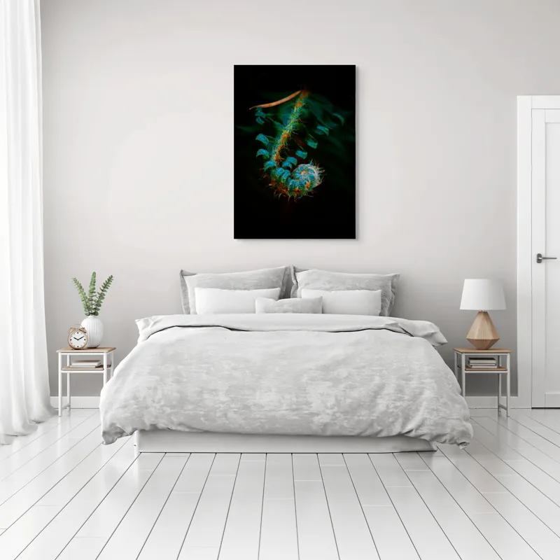 Tablou Canvas, "Îmbrățișarea secretă a frunzei verzi", Frunza, Spiralată, Verde, Misterioasă, Elegantă, Fragedă, Întunecată, Textură., 70 x 100 cm – poza 3