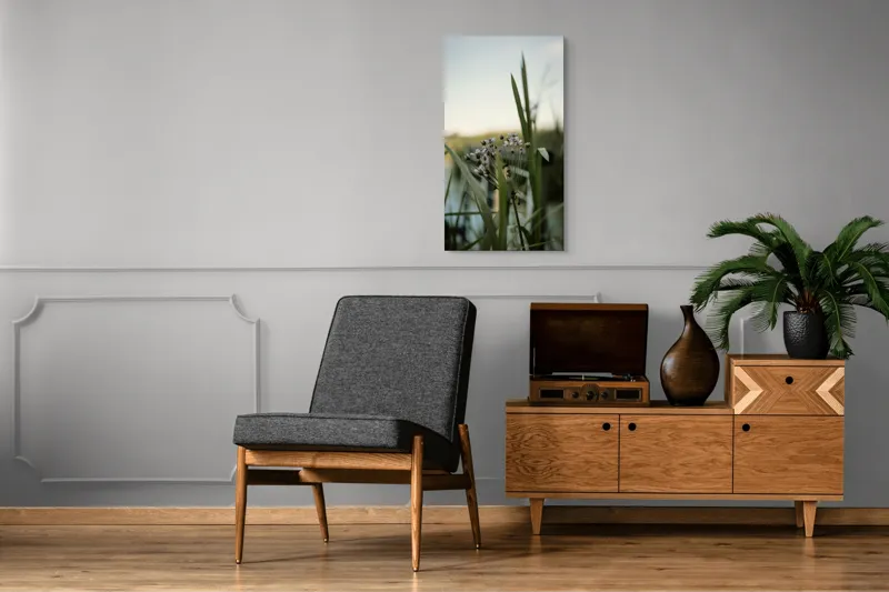 Tablou Canvas, "Flori delicate lângă apă liniștită", Flori, Iarbă, Apă, Cer, Peisaj, Natură, Verde, Lumină, Delicat, Blând., 50 x 90 cm – poza 8