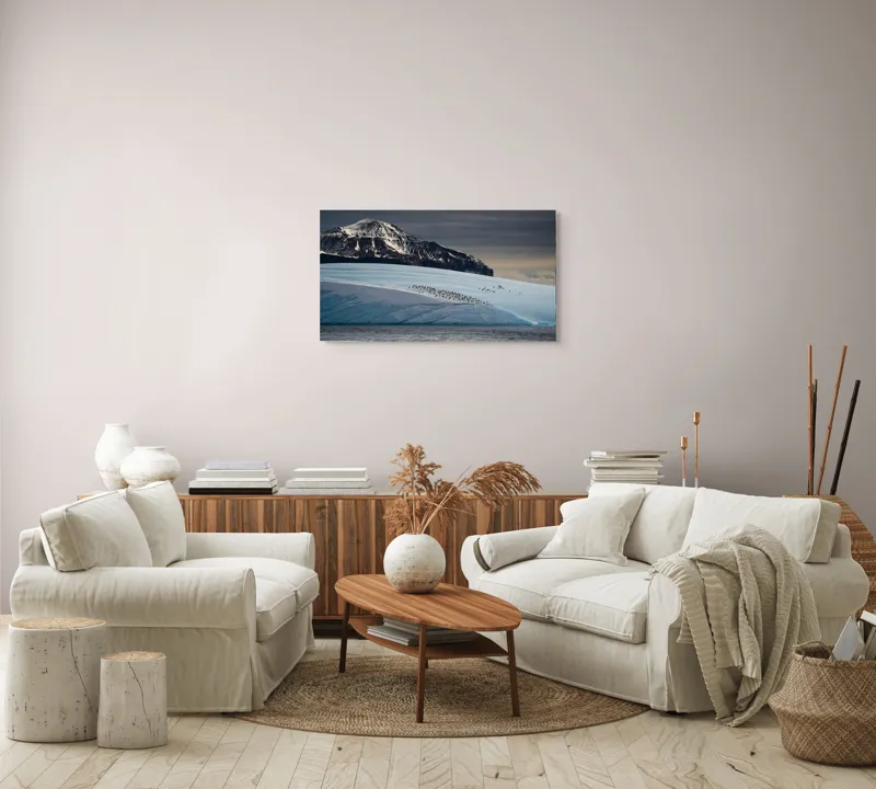 Tablou Canvas, "Pinguinii pe ghețarul albastru din larg", Munte, Ghețar, Pinguini, Cer Noros, Ocean, Gheață, Peisaj, Natură, Liniște, Frig, 90 x 50 cm – poza 4