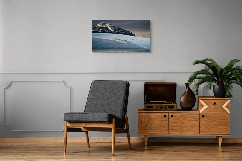Tablou Canvas, "Pinguinii pe ghețarul albastru din larg", Munte, Ghețar, Pinguini, Cer Noros, Ocean, Gheață, Peisaj, Natură, Liniște, Frig, 90 x 50 cm – poza 6