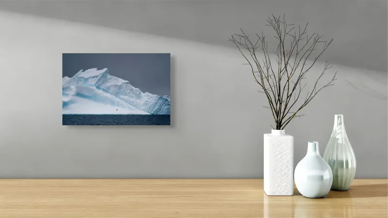 Tablou Canvas, "Ghețar uriaș în derivă polară", Gheață, Ocean, Nor, Frig, Albastru, Calm, Natură, Solitudine, 39 x 26 cm – poza 8