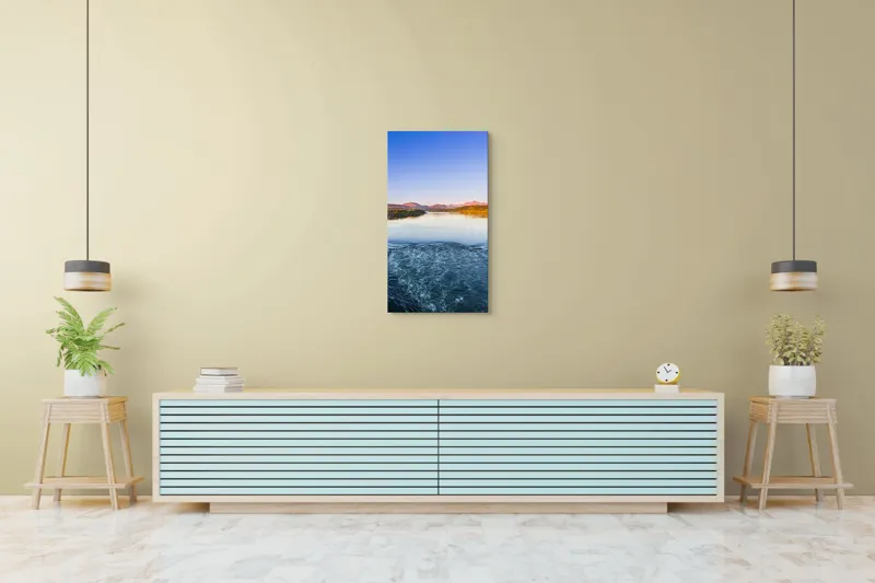 Tablou Canvas, "Răsărit pe lacul liniștit albastru", Cer, Munți, Râu, Reflexie, Apus, Peisaj, Natură, Valuri, Orizont, Calm., 50 x 90 cm – poza 6