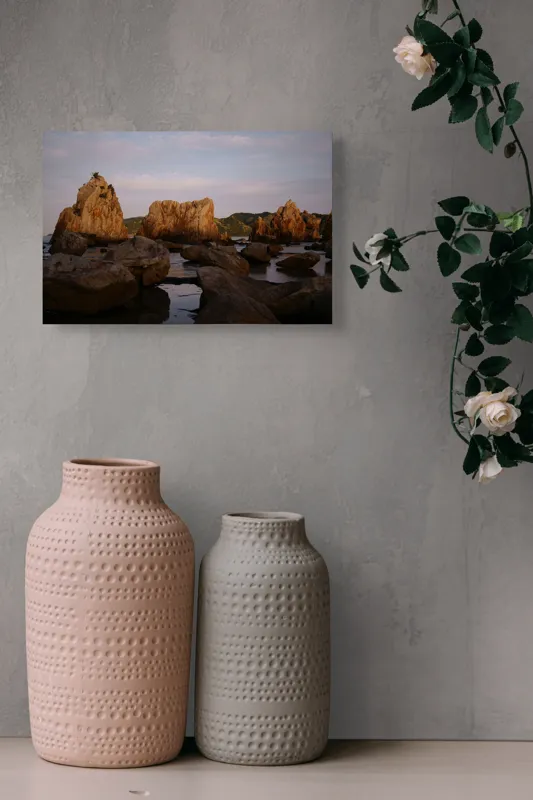 Tablou Canvas, "Rocile misterioase ale apusului marin", Pietre, Apus, Ocean, Cer, Natura, Liniste, Culori, Peisaj, Serene, Valuri, 39 x 26 cm – poza 4