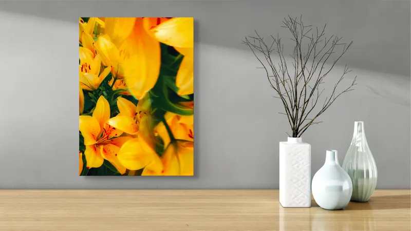 Tablou Canvas, "Galbenul sublim al crinilor înfloriți", Flori, Galbene, Petale, Luminoase, Vibrante, Natură, Delicatese, Energie, Soare, Splendoare, 39 x 54 cm – poza 4