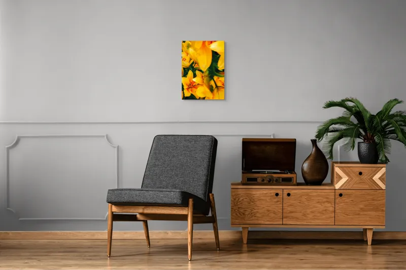 Tablou Canvas, "Galbenul sublim al crinilor înfloriți", Flori, Galbene, Petale, Luminoase, Vibrante, Natură, Delicatese, Energie, Soare, Splendoare, 39 x 54 cm – poza 8