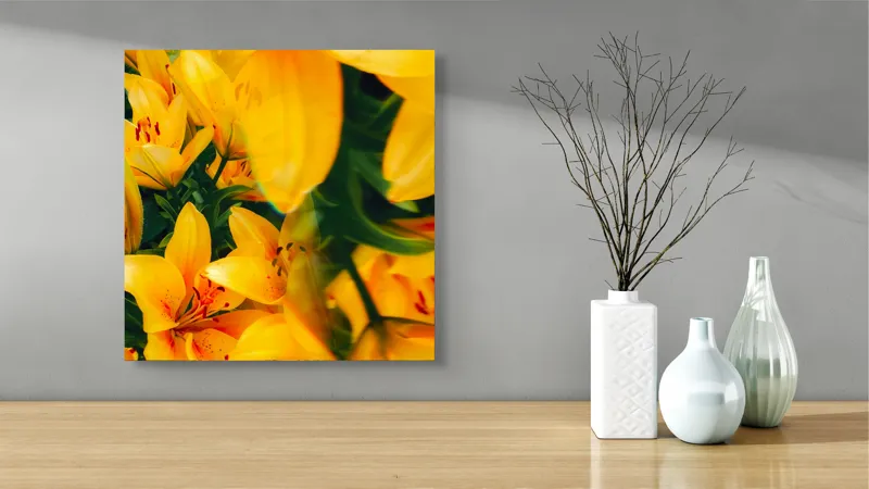 Tablou Canvas, "Galbenul sublim al crinilor înfloriți", Flori, Galbene, Petale, Luminoase, Vibrante, Natură, Delicatese, Energie, Soare, Splendoare, 50 x 50 cm – poza 3