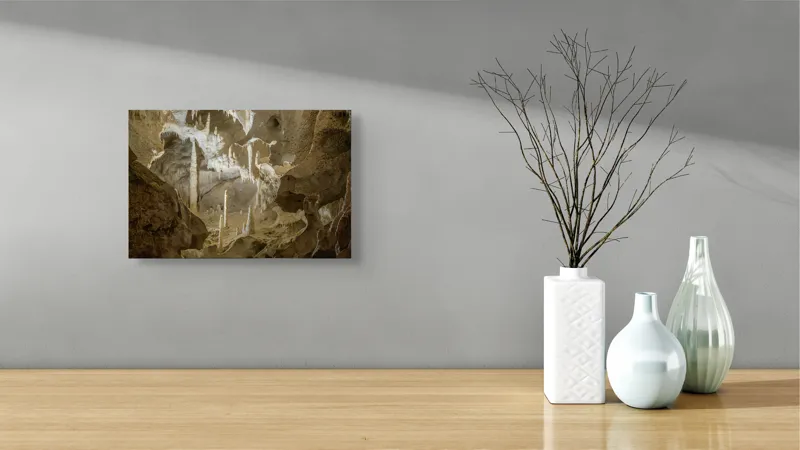 Tablou Canvas, "Misterele unei peșteri ancestrale", Stalactite, Stalagmite, Calcar, Caverna, Lumina, Umbre, Texturi, Forme, 39 x 26 cm – poza 8