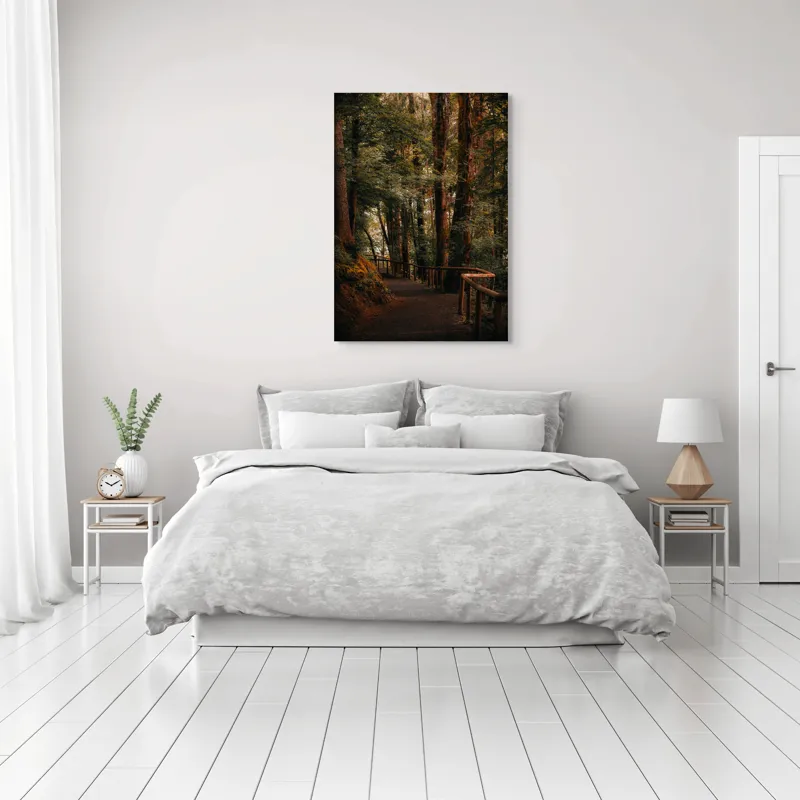 Tablou Canvas, "Poteca liniștită printre arborii înalți", Copaci, Alee, Frunze, Răcoare, Natură, Umbră, Traseu, Mister, Liniște, Aventură, 70 x 100 cm – poza 3