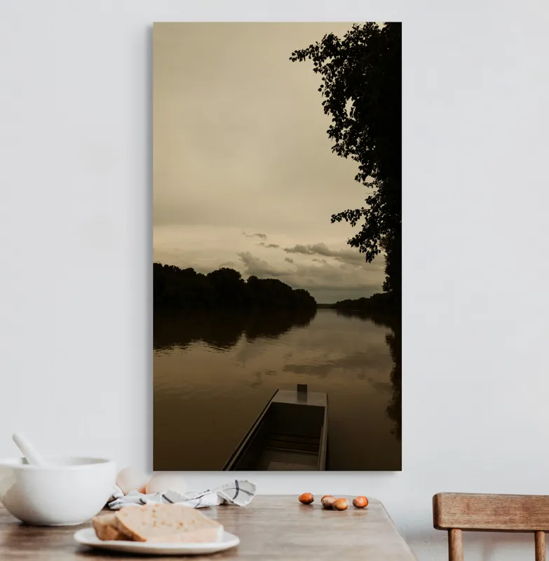 Tablou Canvas, "Barca singuratică pe râu tăcut", Calm, Tranquil, Reflective, Overcast, Serene, Silent, Peaceful, Moody, Coastal, Verdant, 50 x 90 cm – poza 3