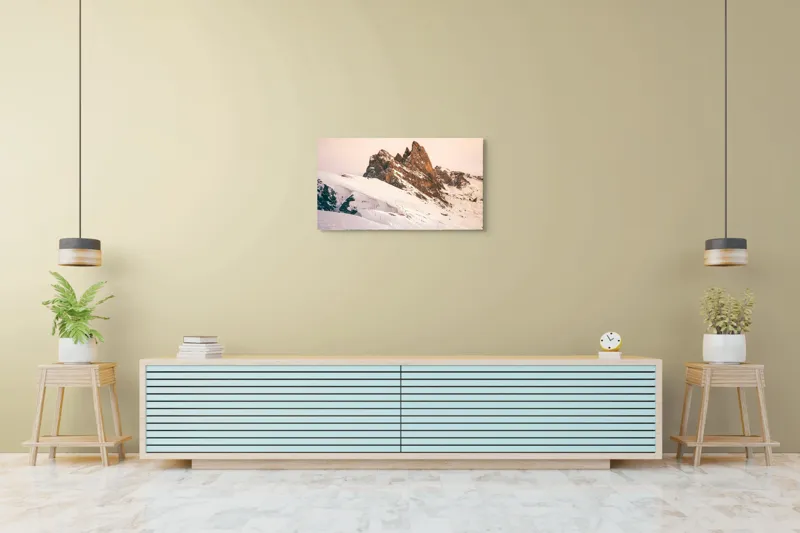 Tablou Canvas, "Munți înzăpeziți sub apus rozaliu", Pictură, Frumusețe, Măreție, Munți, Ninsoare, Majestuos, Peisaj, Tranquilitate, Splendoare, Natură, 90 x 50 cm – poza 5