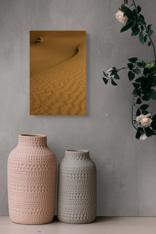 Tablou Canvas, "Ondele de nisip în deșertul vast", Deșert, Nisip, Dune, Valuri, Solitudine, Ariditate, Natură, Linie, Peisaj, Serenitate, 26 x 39 cm – poza 6