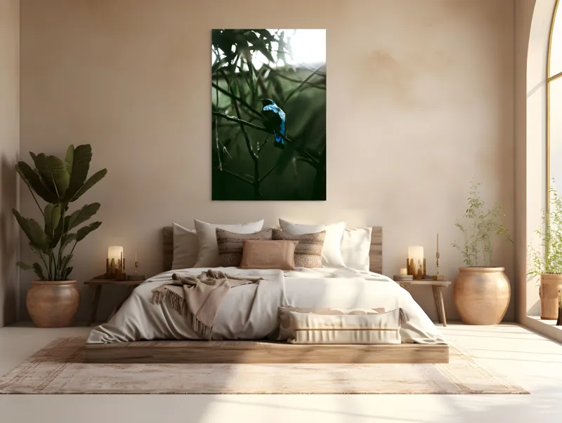 Tablou Canvas, "Pasărea albastră în pădure misterioasă", Pasăre, Albastră, Ramură, Frunze, Siluetă, Lumină, Natural, Exotic, 100 x 150 cm – poza 3