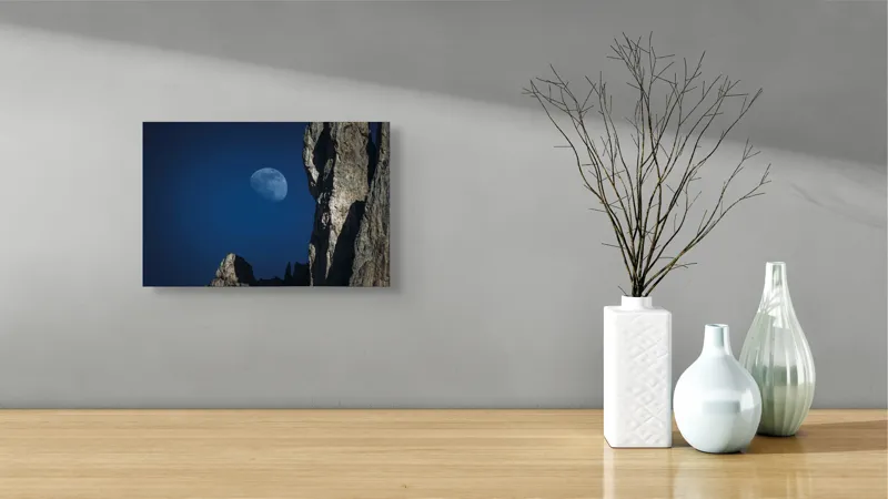 Tablou Canvas, "Luna misterioasă peste stânci semețe", Lună, Cer, Stâncă, Umbre, Noapte, Peisaj, Felinare, Stânci., 39 x 26 cm – poza 8