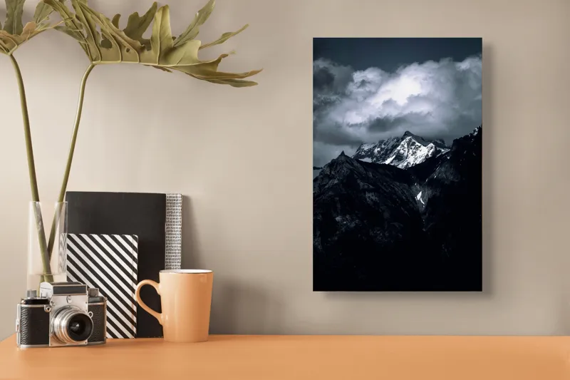 Tablou Canvas, "Muntele învăluit în umbre dramatice", Majestic, Silent, Rugged, Serene, Vast, Captivating, 26 x 39 cm – poza 3