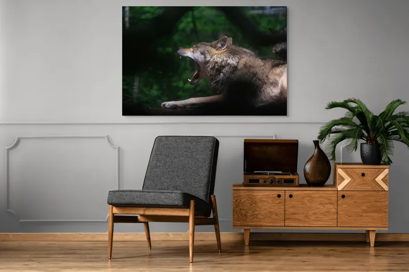 Tablou Canvas, "Lup în sălbăticie căscând liniștit", Lup, Codru, Noapte, Tăcere, Pradă, Frumusețe, Forță, Instinct, Vânătoare, Singurătate, 150 x 100 cm – poza 8