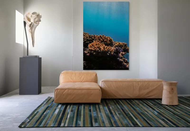 Tablou Canvas, "Corali în lumina strălucitoare a oceanului", Corali, Apă, Lumină, Albastru, Natură, Ecosistem, Ocean, Scufundare, Razele Soarelui, Viață Marină, 100 x 150 cm – poza 7
