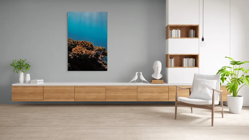 Tablou Canvas, "Corali în lumina strălucitoare a oceanului", Corali, Apă, Lumină, Albastru, Natură, Ecosistem, Ocean, Scufundare, Razele Soarelui, Viață Marină, 100 x 150 cm – poza 8