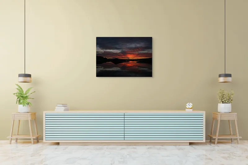 Tablou Canvas, "Reflexia cerului la apusul focos", Apus, Reflecție, Siluete, Apă, Nori, Roșu, Negru, Cer, Natură, Calm., 100 x 70 cm – poza 4