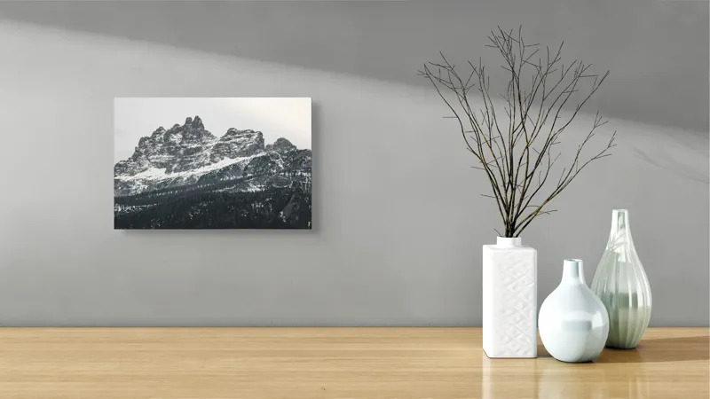Tablou Canvas, "Muntele înzăpezit în lumina dimineții", Munte, Zăpadă, Stânci, Pini, Nor, Cărări, Culmi, Rece, Măreție, Natură, 39 x 26 cm – poza 8