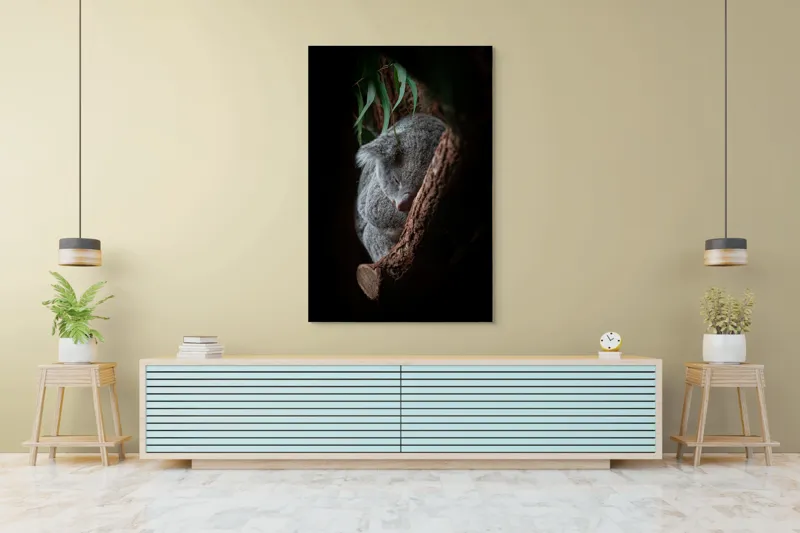 Tablou Canvas, "Koala adormit în cocon de copac", 100 x 150 cm – poza 4