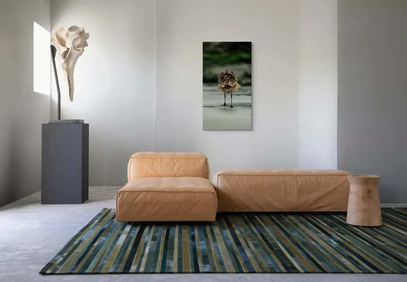 Tablou Canvas, "Pasărea solitară pe plajă umedă", Nu pot să identific această imagine., 50 x 90 cm – poza 5