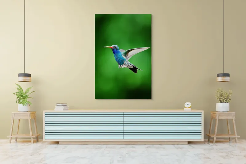Tablou Canvas, "Colibriul grațios în zbor verde", Plutire, Vioiciune, Culori, Delicat, Energie, Fragilitate, Libertate, Aripi, Pasăre, Natură, 100 x 150 cm – poza 4