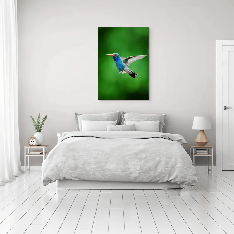 Tablou Canvas, "Colibriul grațios în zbor verde", Plutire, Vioiciune, Culori, Delicat, Energie, Fragilitate, Libertate, Aripi, Pasăre, Natură, 70 x 100 cm – poza 3