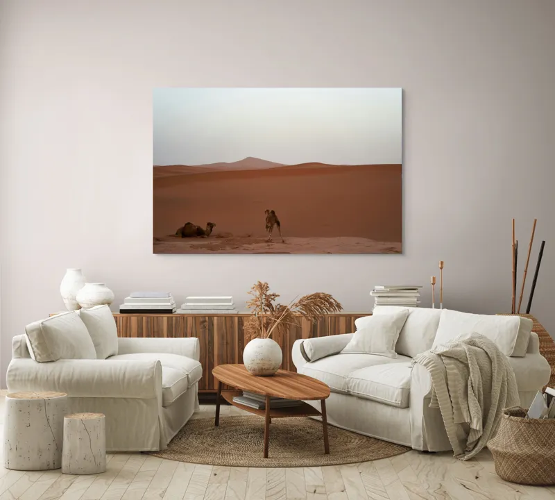 Tablou Canvas, "Cămile odihnindu-se în deșert", Deșert, Cămile, Nisip, Dune, Orizont, Singurătate, Calm, Ariditate, Liniște, Seară, 150 x 100 cm – poza 3