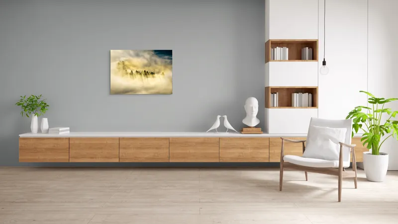 Tablou Canvas, "Lumină printre cețurile dimineții", Pădure, Ceață, Razele Soarelui, Mister, Lumină, Natură, Copaci, Peisaj, Seninătate, Vârfuri de Brazi, 100 x 70 cm – poza 6