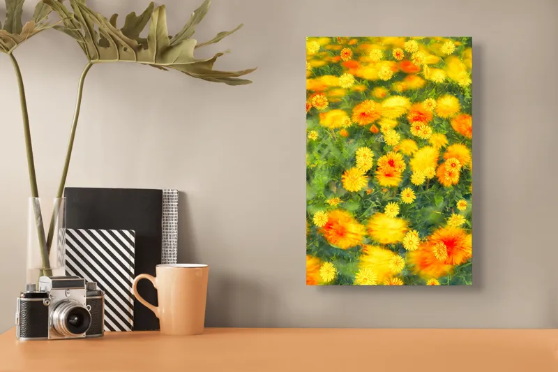 Tablou Canvas, "Dansul florilor în vântul verii", Flori, Galbene, Portocalii, Verde, Estompate, Luminoase, Strălucitoare, Delicate, Naturale, Vesele, 26 x 39 cm – poza 3