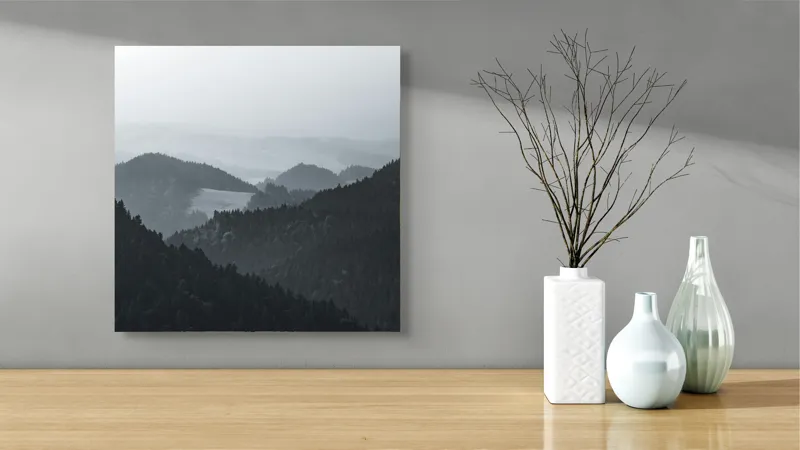 Tablou Canvas, "Peisaj muntos în ceață matinală", Ceață, Munți, Păduri, Siluete, Natură, Calm, Serene, Înălțimi, 50 x 50 cm – poza 3