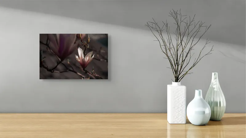 Tablou Canvas, "Misterul florilor de magnolie în amurg", Flori, Lumină, Rădăcini, Delicatețe, Primăvară, Natură, Blândețe, 39 x 26 cm – poza 8