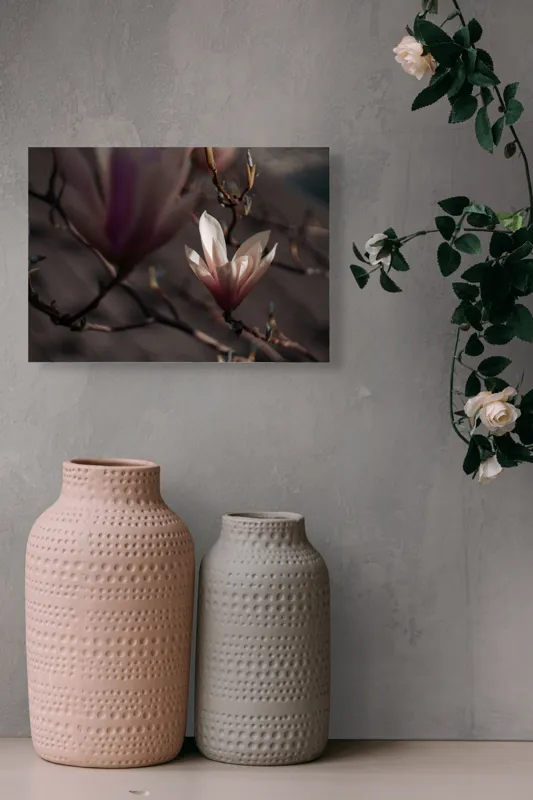 Tablou Canvas, "Misterul florilor de magnolie în amurg", Flori, Lumină, Rădăcini, Delicatețe, Primăvară, Natură, Blândețe, 54 x 39 cm – poza 8