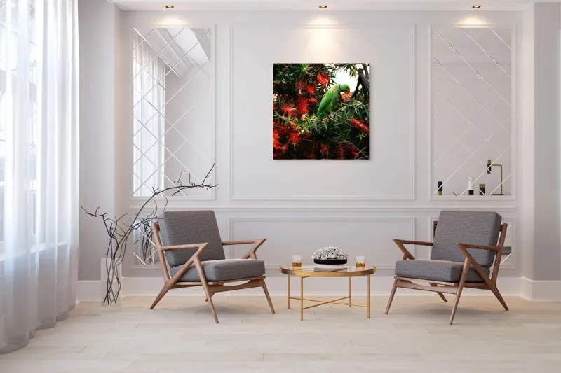 Tablou Canvas, "Papagalul colorat printre flori roșii", Papagal, Verde, Ramuri, Flori, Rosii, Frunze, Arbori, Natura, Vivid, Exotic, 100 x 100 cm – poza 7