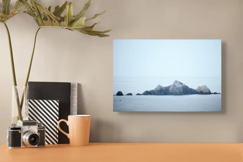 Tablou Canvas, "Misterul stâncilor solitare în zare", Calm, Tranquil, Ocean, Rocks, Isolated, Serene, Peaceful, 39 x 26 cm – poza 3