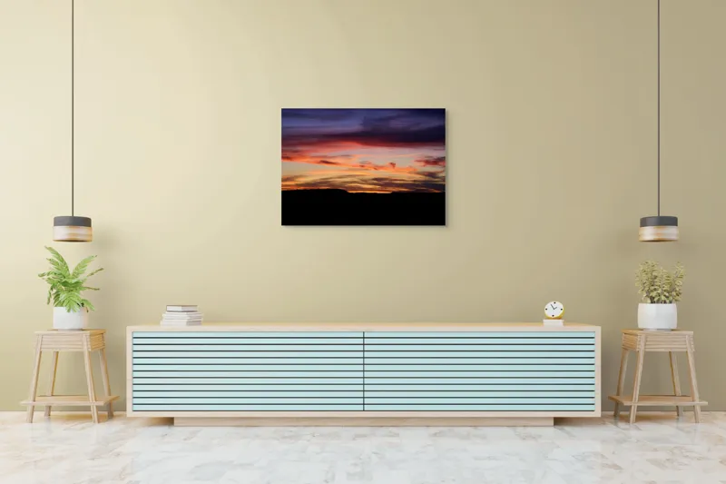 Tablou Canvas, "Răsărit colorat peste orizontul liniștit", Cer, Apus, Nori, Portocaliu, Mov, Siluetă, Natură, Peisaj, Raze, Orizont, 100 x 70 cm – poza 4